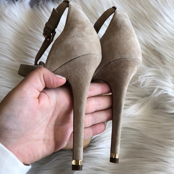 Michael Kors Collection Leandra Suede Sandal 10.5 - Picture 7 of 9